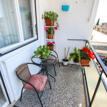 Apartment Star *